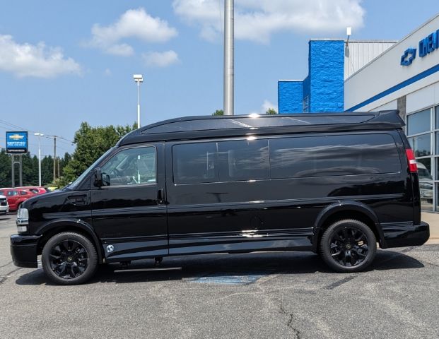 2024 Chevrolet Express 2500 Work Van 13