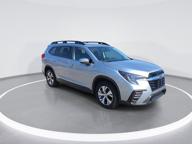 Used 2025 Ice Silver Metallic Subaru Premium image 2