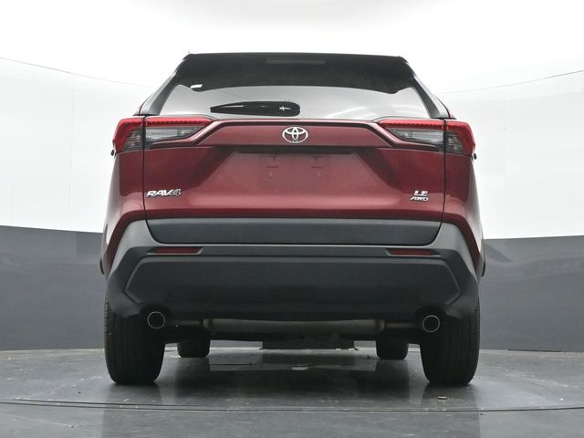 2021 Toyota RAV4 LE 37