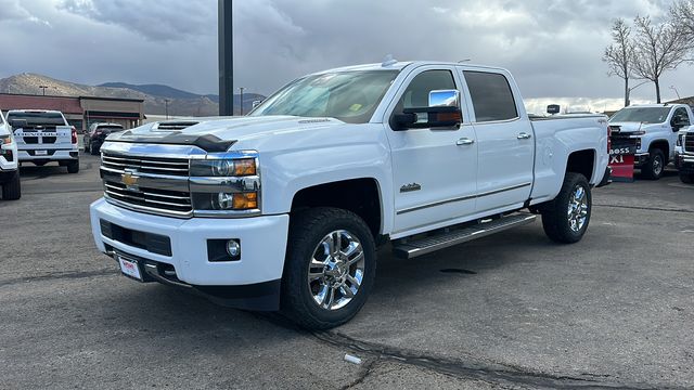 2017 Chevrolet Silverado 2500HD High Country 7