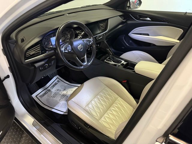 2020 Buick Regal Avenir photo