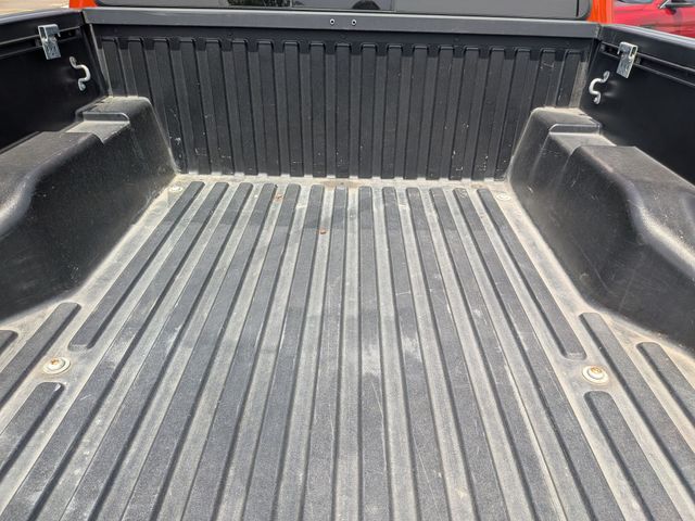 2018 Toyota Tacoma - Image 29
