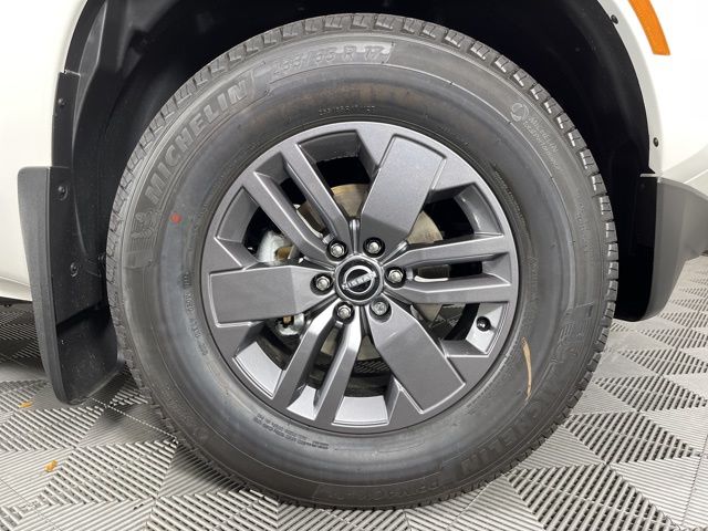2025 Glacier White Nissan Frontier SV RWD Truck