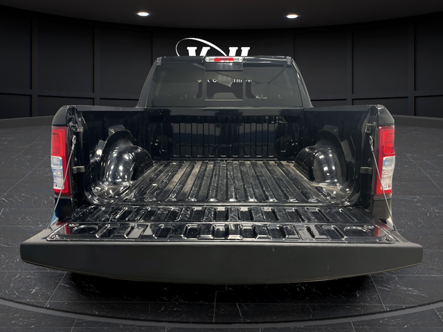 Used 2023 Diamond Black Crystal Pearlcoat Ram Big Horn/Lone Star image 24