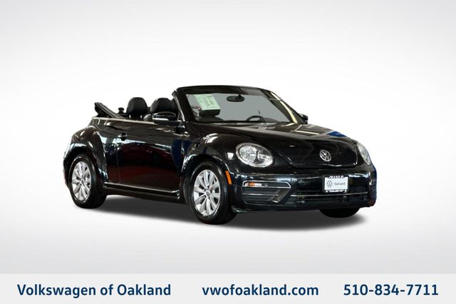 Deep Black Pearl Metallic/Black Roof 2018 Volkswagen Beetle Convertible Front-Wheel Drive 6-Speed Automatic