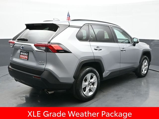 2021 Toyota RAV4 Hybrid XLE 6