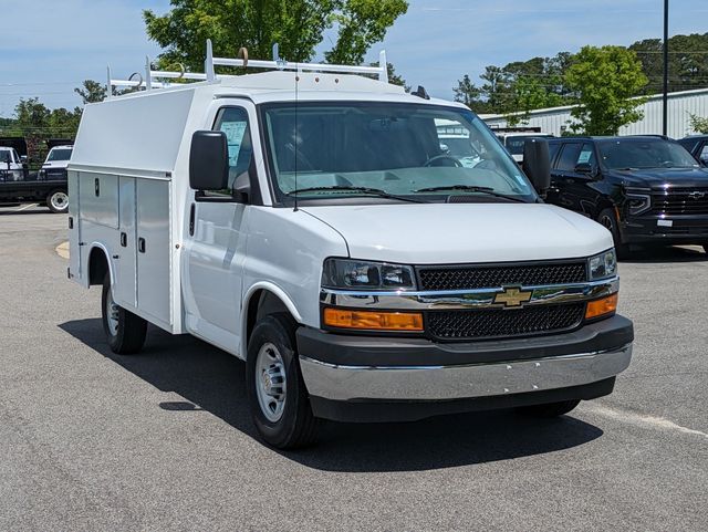 2024 Chevrolet Express 3500 Work Van photo