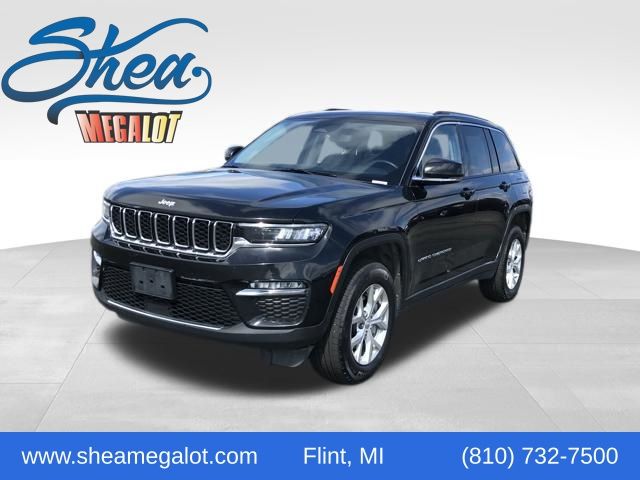 Diamond Black Crystal Pearlcoat 2023 Jeep Grand Cherokee SUV / Crossover Four-Wheel Drive 8-Speed Automatic