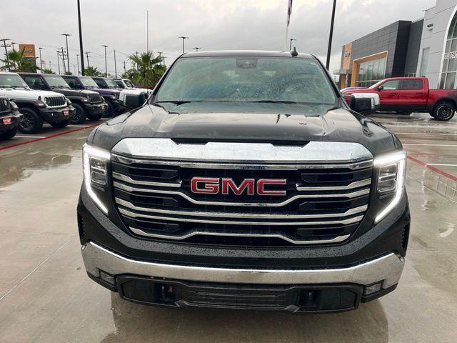 Used 2025 Black GMC SLT image 2