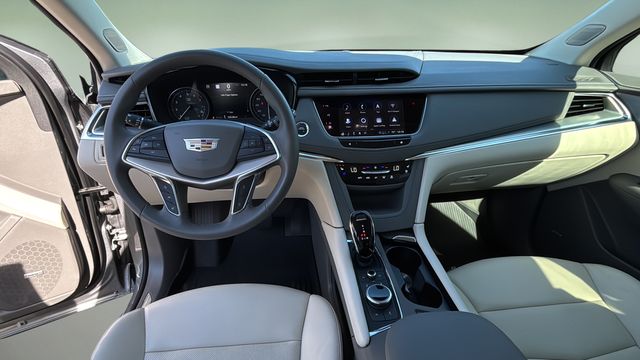 Used 2026 Silver Cadillac Premium Luxury image 10