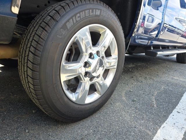 Used 2018 Blue Chevrolet LTZ image 11