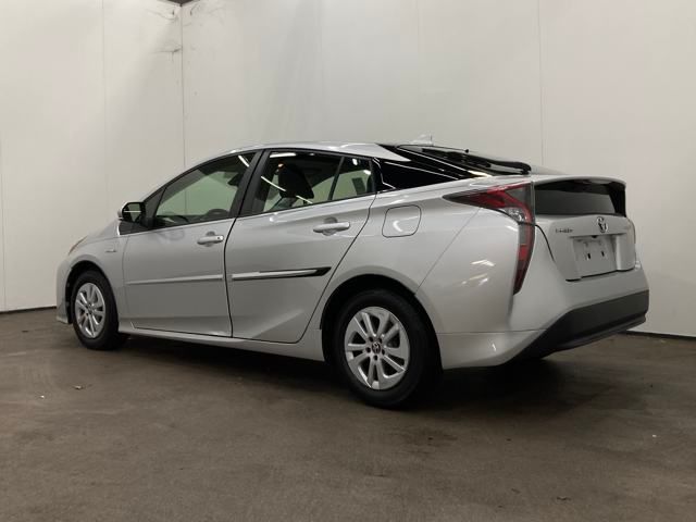 2017 Toyota Prius Two