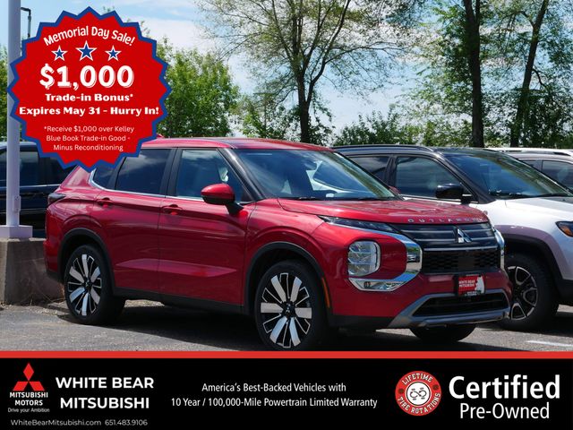 Black Diamond 2025 Mitsubishi Outlander SE FWD SUV / Crossover Front-Wheel Drive Continuously Variable Transmission