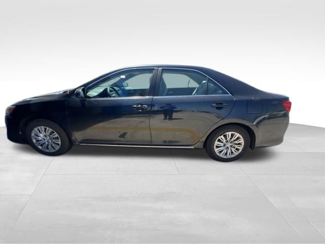 2014 Toyota Camry LE — photo 6
