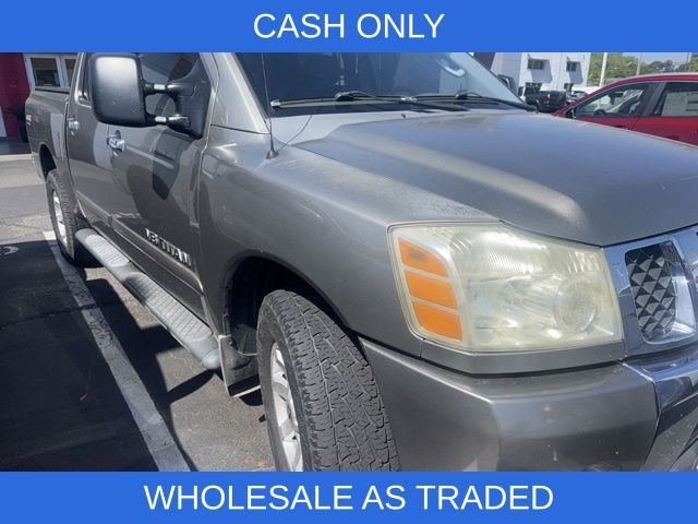 Granite Metallic 2006 Nissan Titan SE Crew Cab 4WD Pickup Truck Four-Wheel Drive 5-Speed Automatic Overdrive