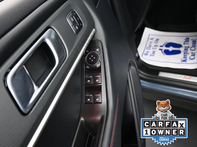 2025 Ford Explorer ST-Line photo