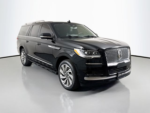 Black Metallic 2022 Lincoln Navigator L Reserve 4WD SUV / Crossover Four-Wheel Drive Automatic
