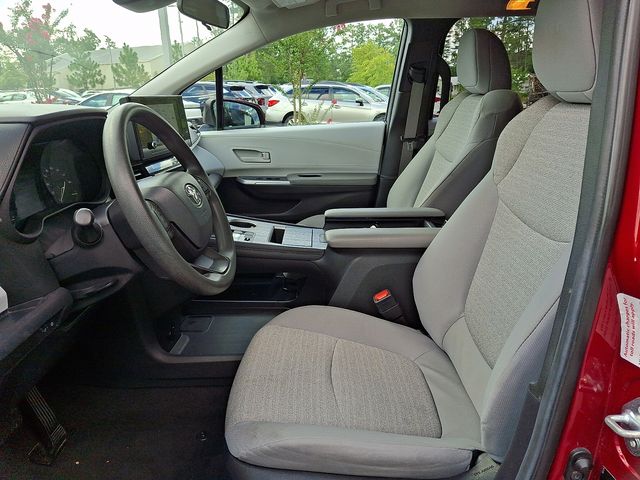 Used 2025 Toyota Sienna Van