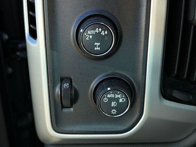 Used 2019 Black GMC SLE image 15