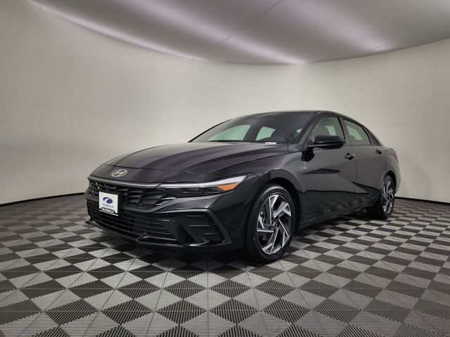  2025 Hyundai Elantra Hybrid SEL Sport FWD   