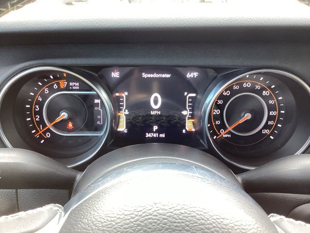 Used Car 2023 Jeep Gladiator  Overland For Sale Under $35,000 In San Antonio, Texas