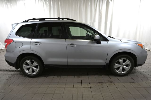 Used 2016 Silver Subaru 2.5i Limited image 4