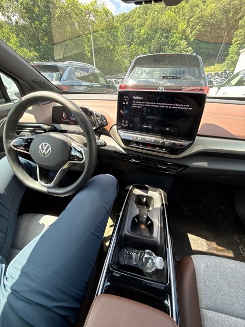 2023 Volkswagen ID.4 Pro Black at Sutliff Volkswagen