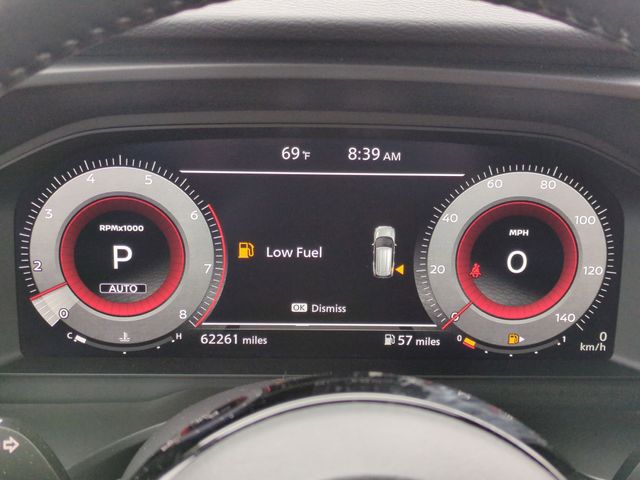 Used 2021 White Nissan Platinum image 18