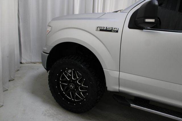 Used 2018 Silver Ford XLT image 31