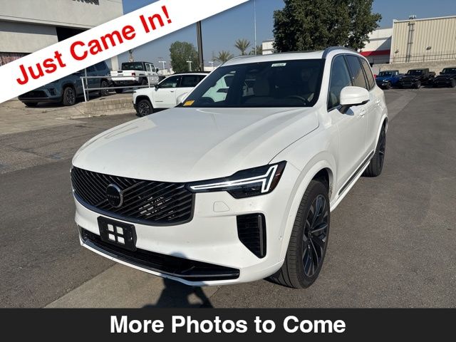 2026 Volvo XC90 B5 Plus 7-Passenger AWD