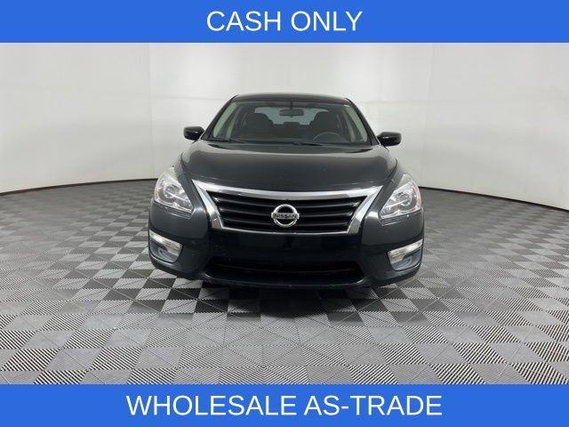 2015 Super Black Clearcoat Nissan Altima 2.5 S FWD Sedan