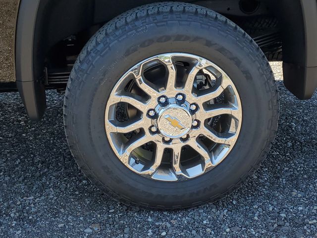 2026 Chevrolet Silverado 2500 Crew Cab 4WD Pickup for sale #T1194840 - photo 33