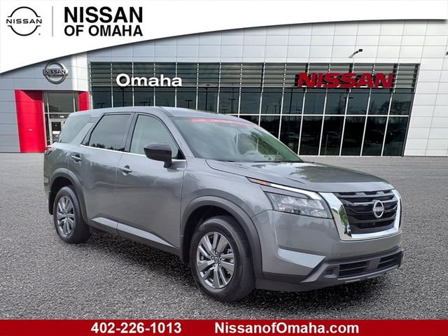 Gray (Gun Metallic) 2025 Nissan Pathfinder SUV / Crossover All-Wheel Drive 9-Speed Automatic