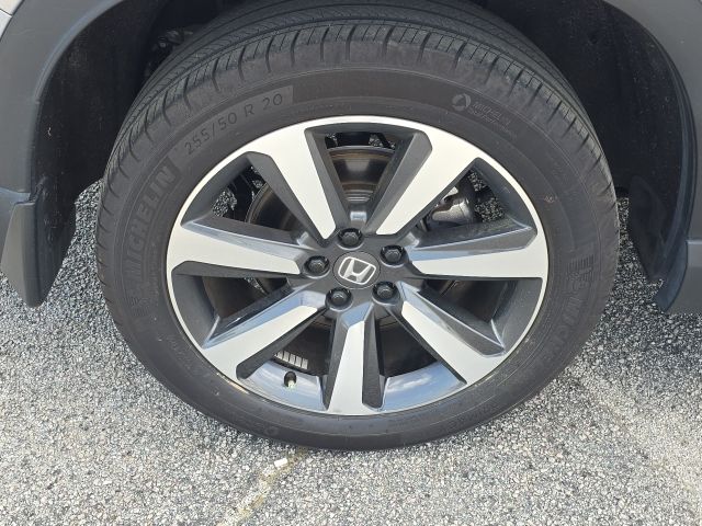 2024 Honda Pilot Touring:C02566