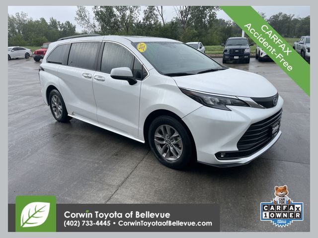  2025 Toyota Sienna XLE 7-Passenger FWD   