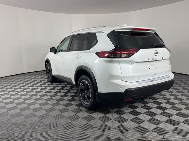 2025 Nissan Rogue SV 8