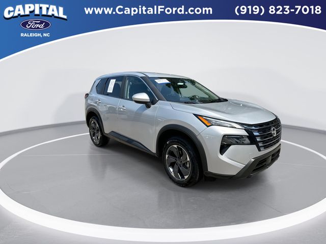 Used 2025 Silver Nissan SV image 2