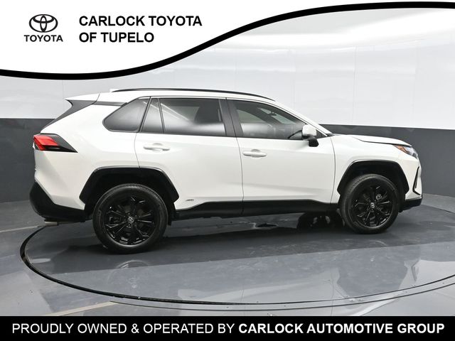 2022 Toyota RAV4 Hybrid SE 3