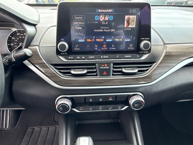 Used 2025 Nissan Altima Sedan