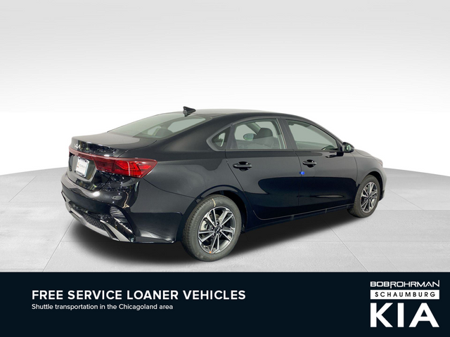 2024 Kia Forte LXS 4