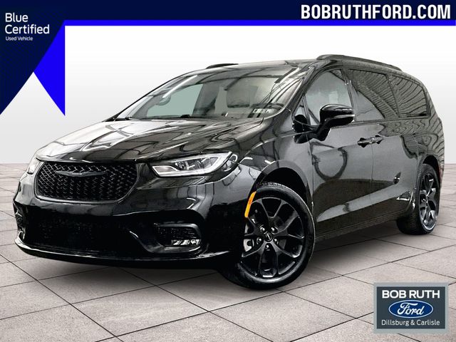 2022 Chrysler Pacifica Touring L Black at Phil Fitts Ford