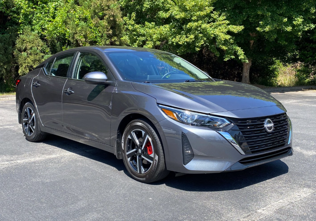 Gray (Gun Metallic) 2025 Nissan Sentra Sedan Front-Wheel Drive Continuously Variable Transmission