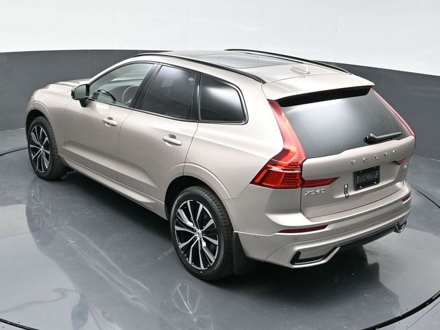 2025 Volvo XC60  photo