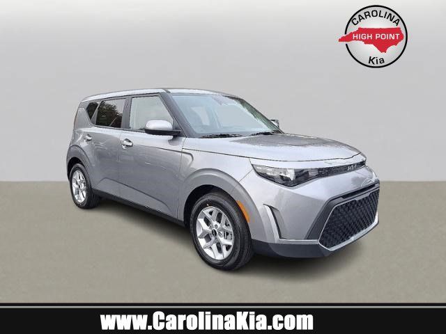 2025 Kia Soul LX FWD