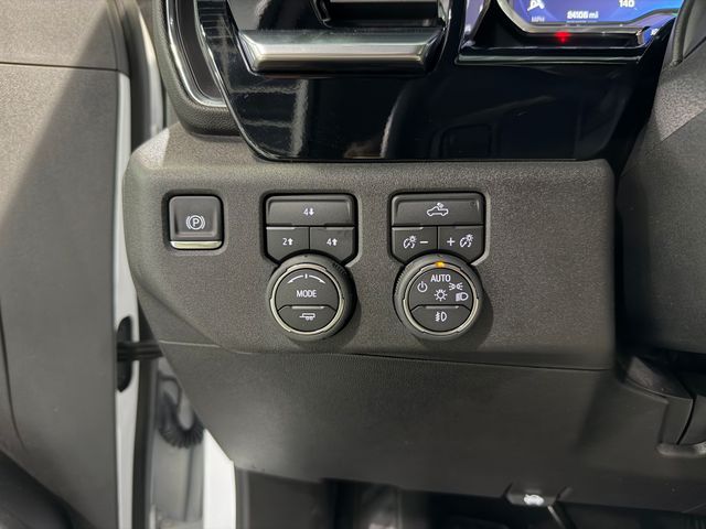 2025 Chevrolet Silverado 2500HD LT White at Bob King Buick GMC