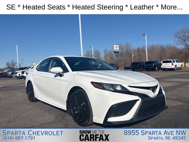 2024 Toyota Camry SE FWD