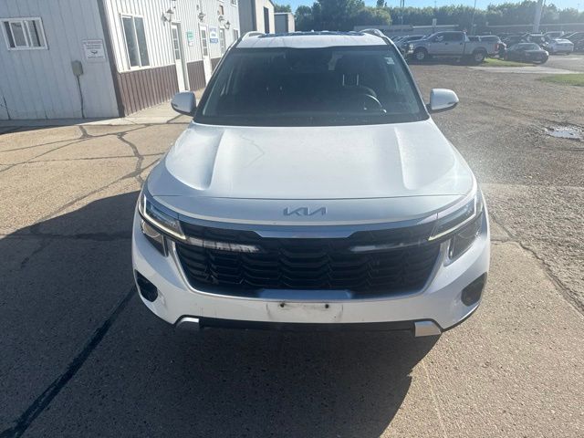 2024 Snow White Pearl Kia Seltos EX AWD SUV