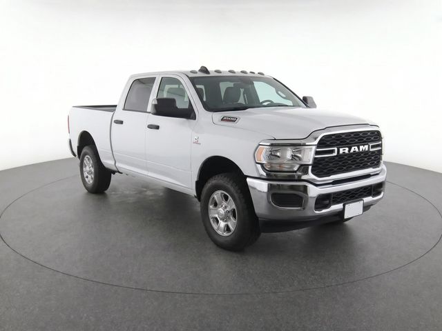  2025 RAM 3500 Tradesman Crew Cab 4WD   