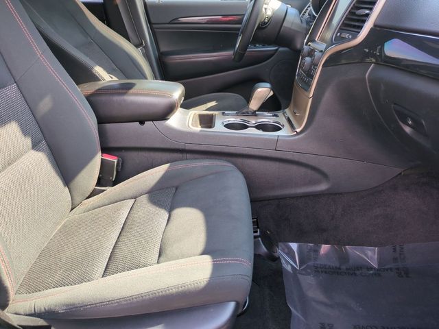 used 2016 Jeep Grand Cherokee car, priced at $9,790