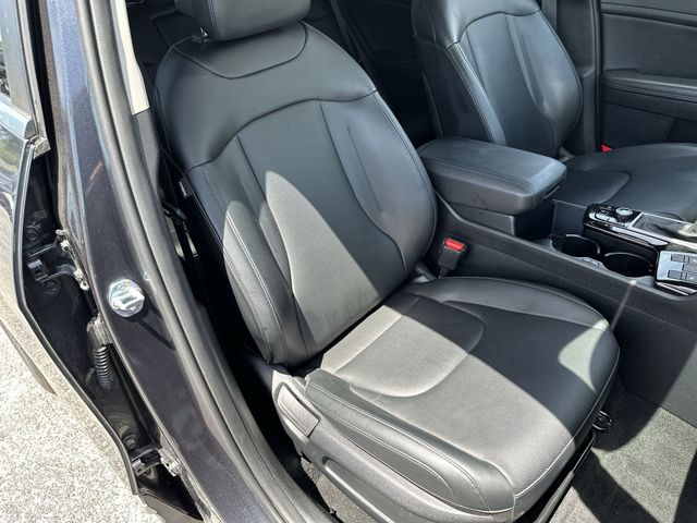 Certified Used 2023 Gray Kia EX image 27